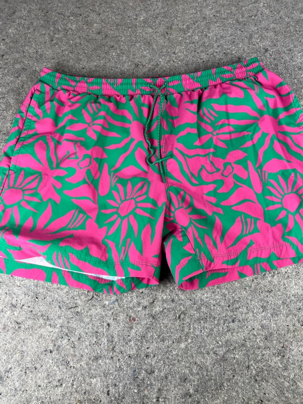 Women's Pink & Green Floral Bermuda Shorts with Elastic Waist
